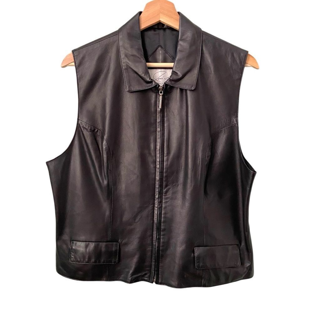 Jose Luis Classic Black Leather Front Zip Vest with Small Front Pockets Size L